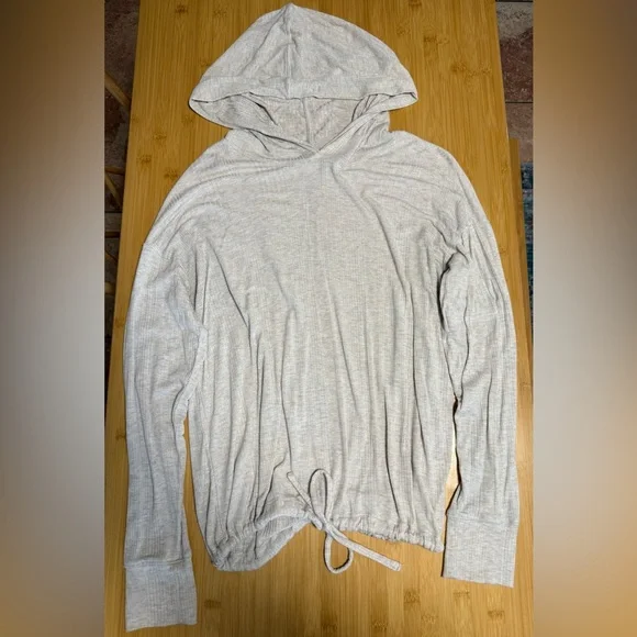 Lightweight hoodie - Picture 1 of 3